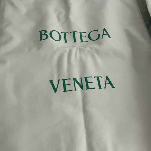 Bottega Veneta Woman’s Tire Chelsea Boots - Picture 4 of 13